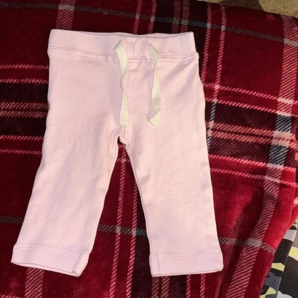 17 Piece Baby Girl Clothing Bundle 3-6 Months